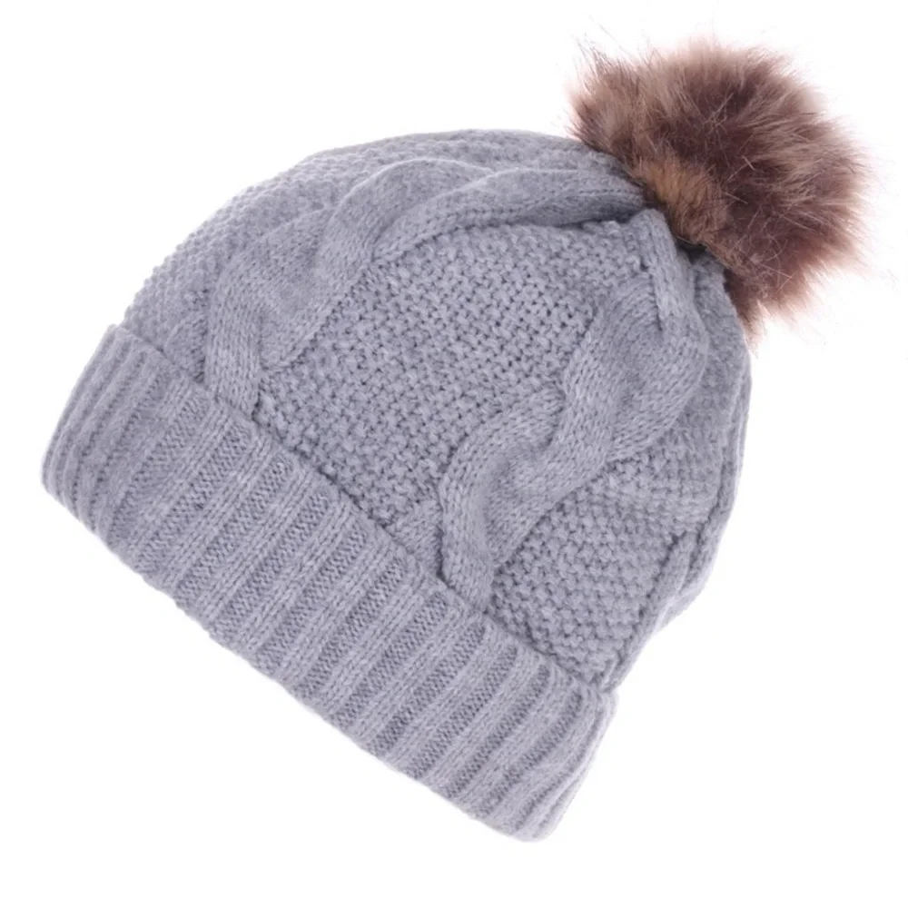 🧤 “ Cabin Babe “ Pom Beanie | Various Colors - Picture 5 of 12